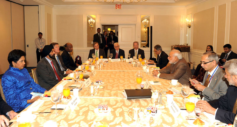 Modi meets top US CEOs to pitch for investment in India